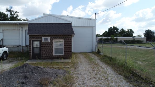 1420 E Fayette Ave, Teutopolis, IL 62467